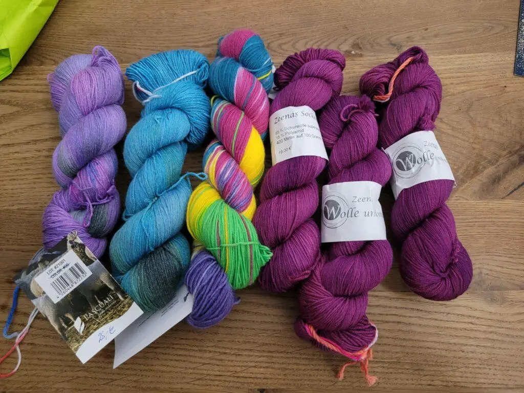 Wichtelpaket wird Hoodie Shawl Cardigan